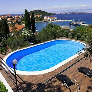 Appartement Franov On Island Ugljan With The Pool, Bbq And Beautiful Sea-view!, Kali
