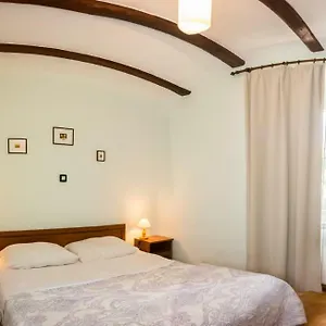 https://villa-melita.primorje-gorskikotar.com